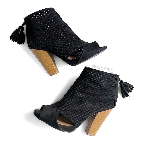 Qupid Peep Toe Cut Out Ankle Booties - Picture 1 of 10